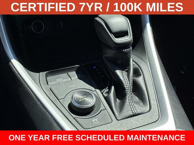 Used 2022 Toyota RAV4 LE AWD/4WD image 22