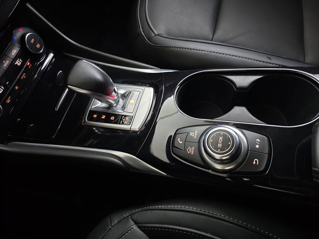 Used 2017 INFINITI QX30 AWD image 25