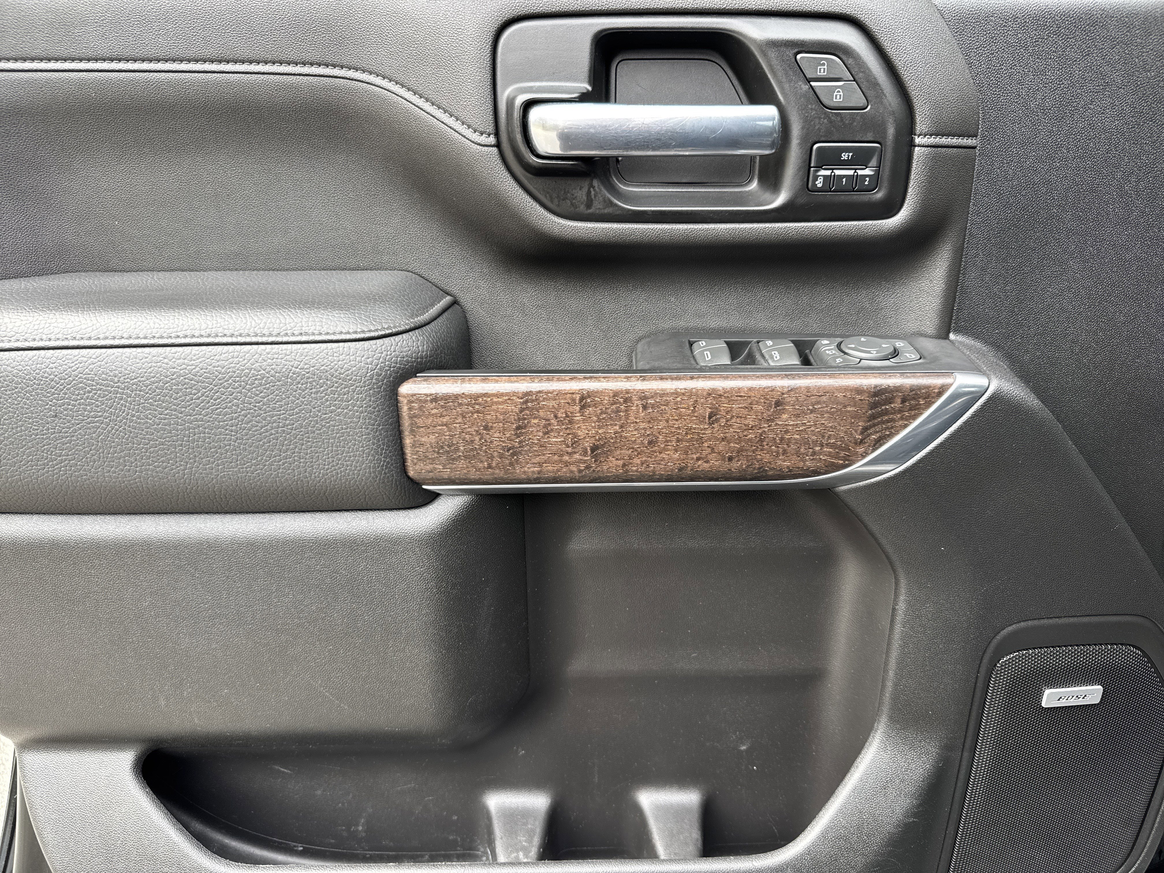 Used 2022 GMC Sierra 2500 Denali w/ Denali Ultimate Package image 12