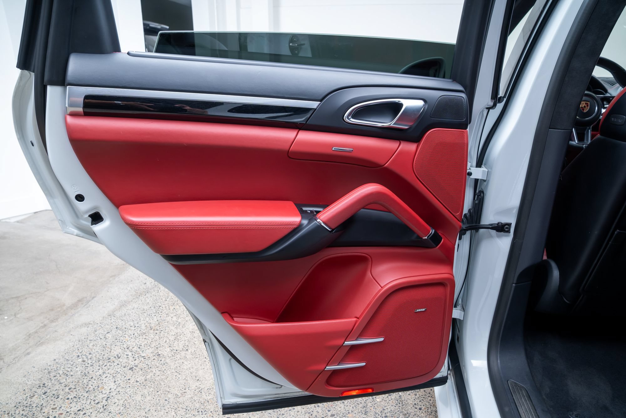 Used 2018 Porsche Cayenne GTS AWD/4WD image 19