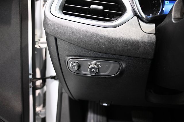 Used 2019 Chevrolet Equinox LT image 24