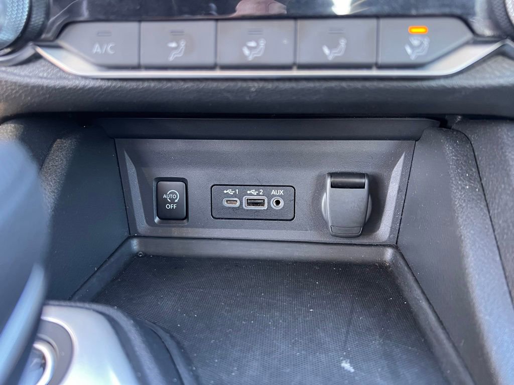 Used 2024 Nissan Sentra SV image 18