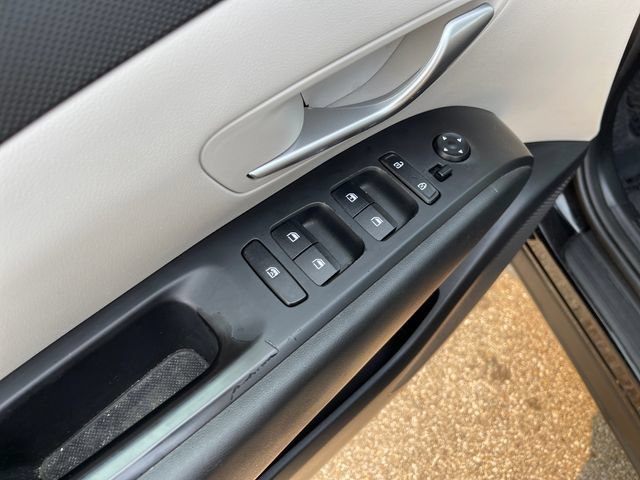 Used 2022 Hyundai Tucson SE AWD/4WD image 11