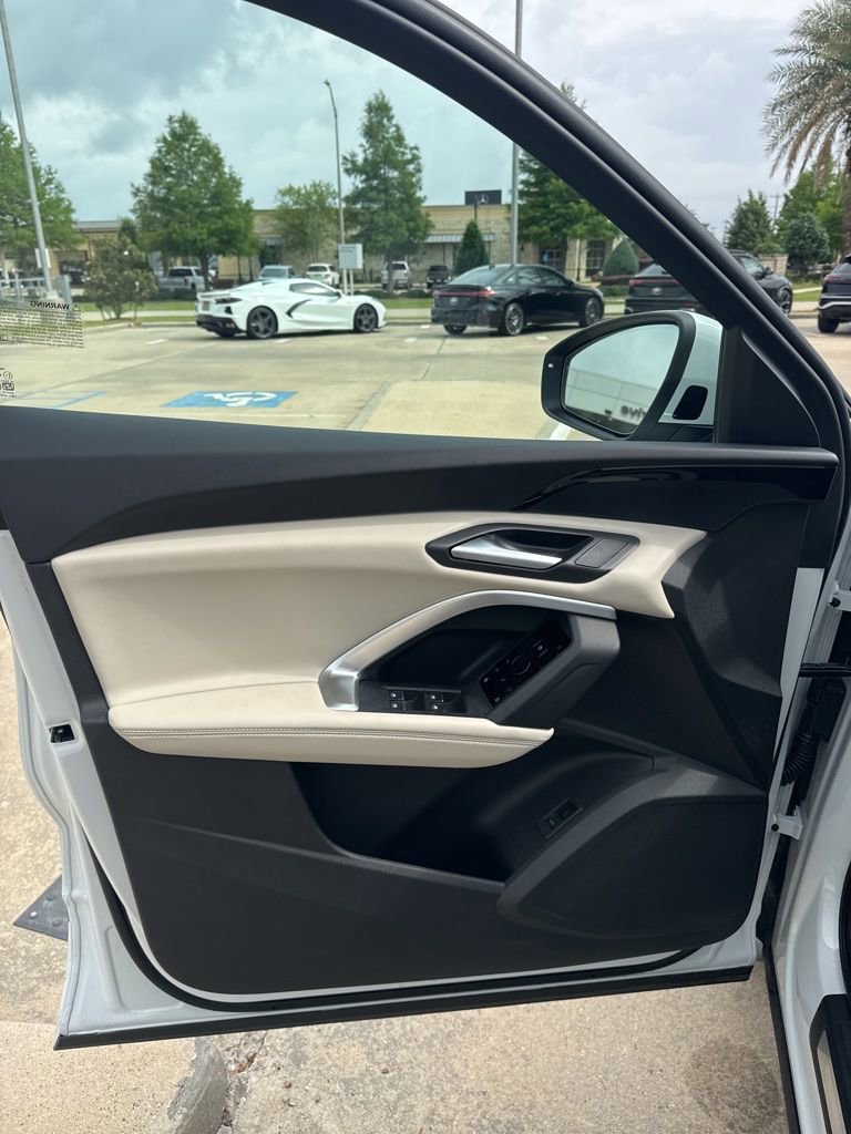 Used 2025 Audi Q5 Premium w/ Convenience Package AWD/4WD image 7