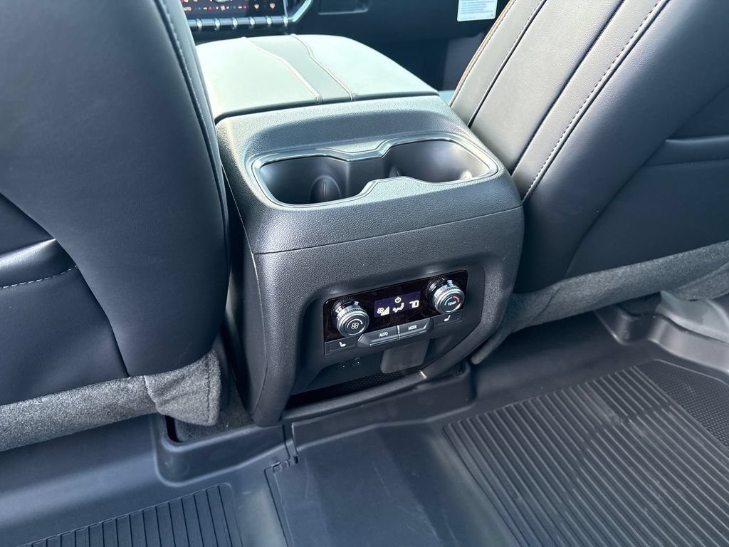 New 2026 GMC Acadia AT4 w/ Super Cruise Package AWD/4WD image 48