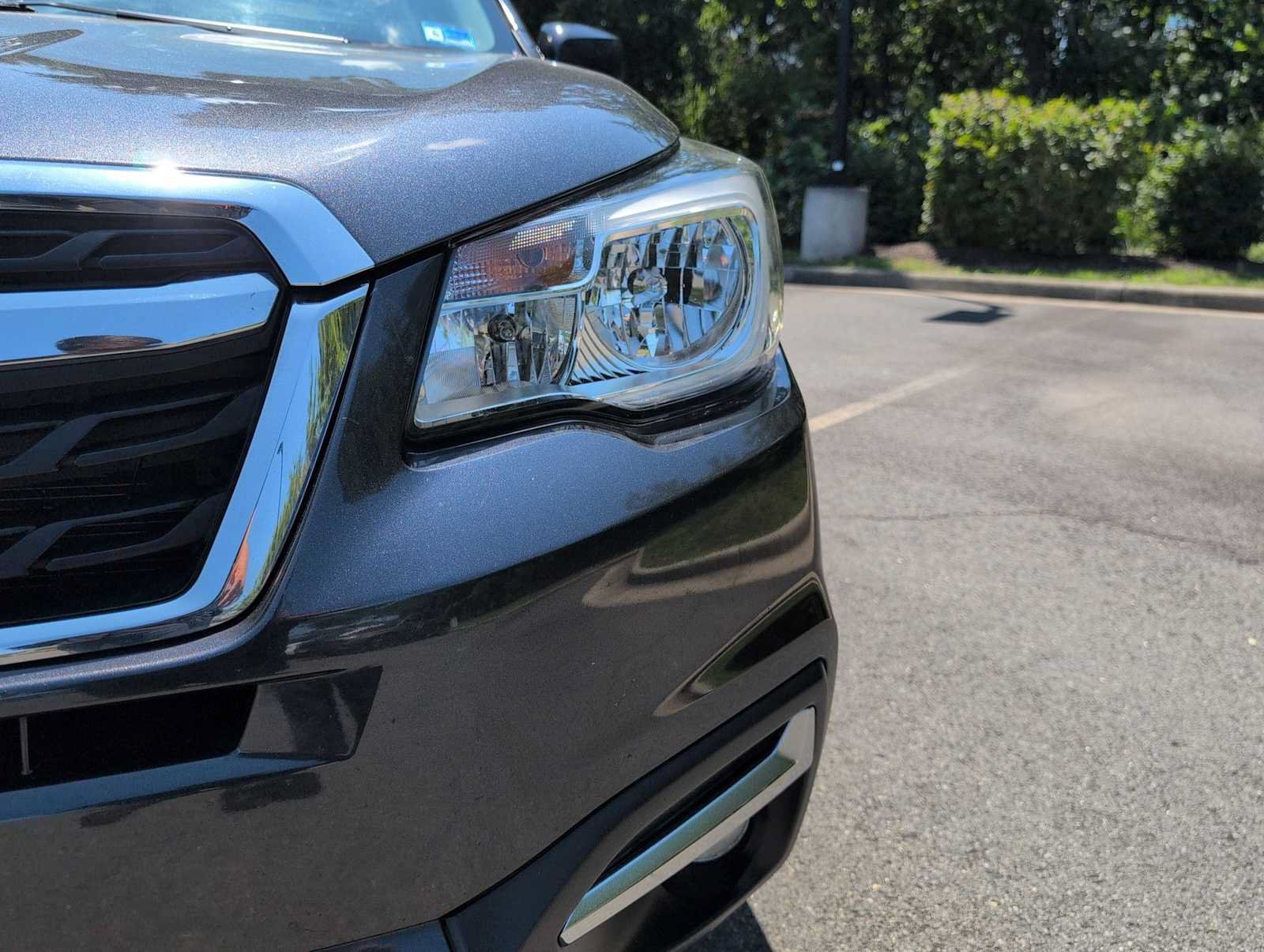 Used 2017 Subaru Forester 2.5i Limited AWD/4WD image 11