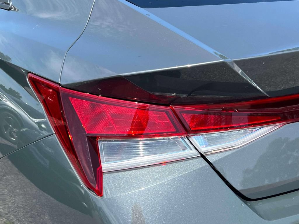 Certified 2023 Hyundai Elantra SEL FWD image 11