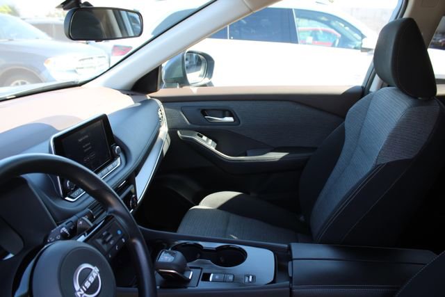Used 2023 Nissan Rogue SV FWD image 33