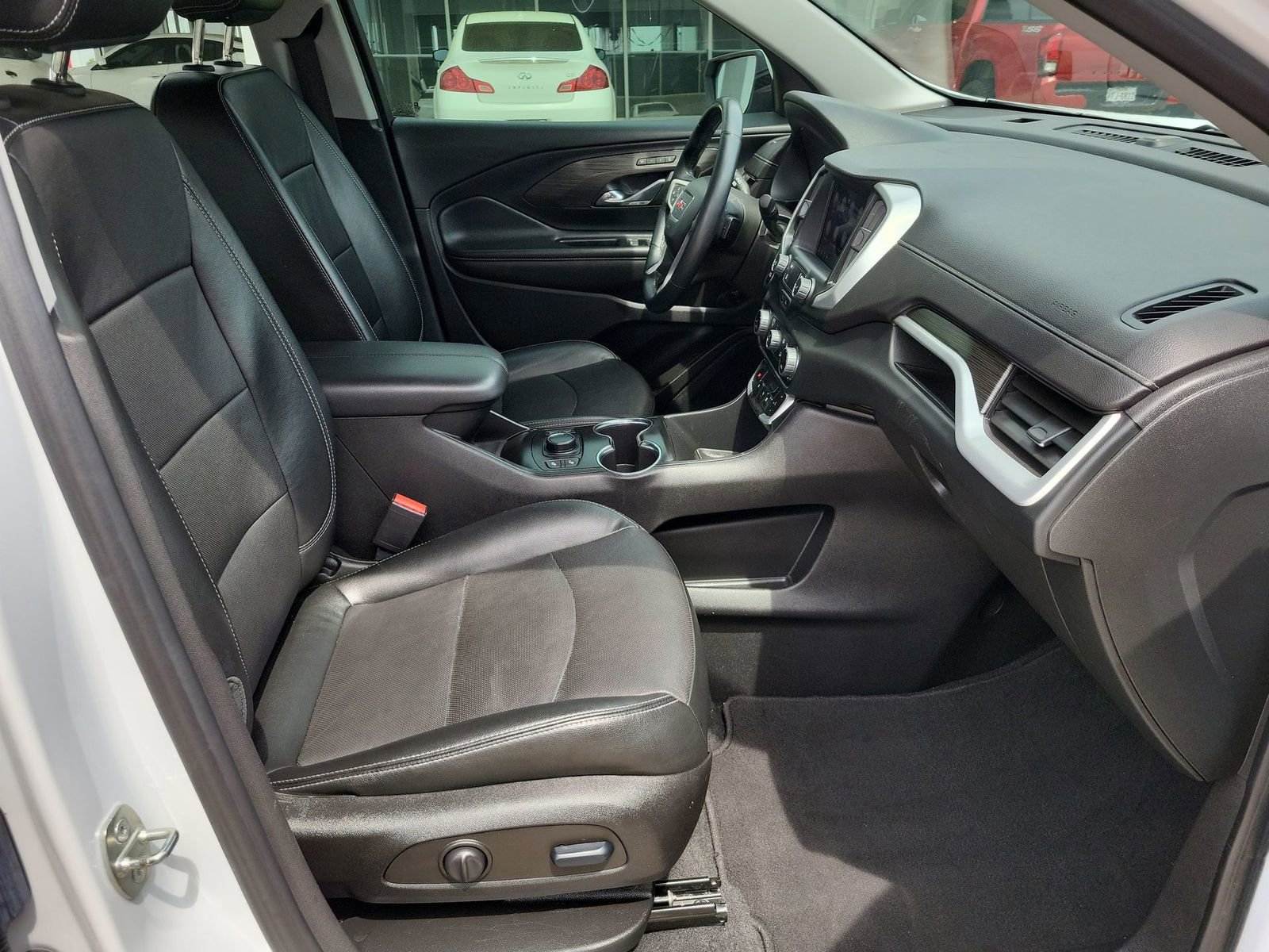 Certified 2023 GMC Terrain SLT image 26