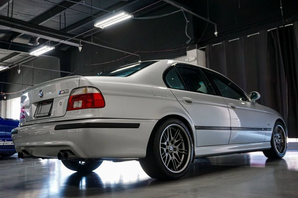 Used 2002 BMW M5 RWD image 6