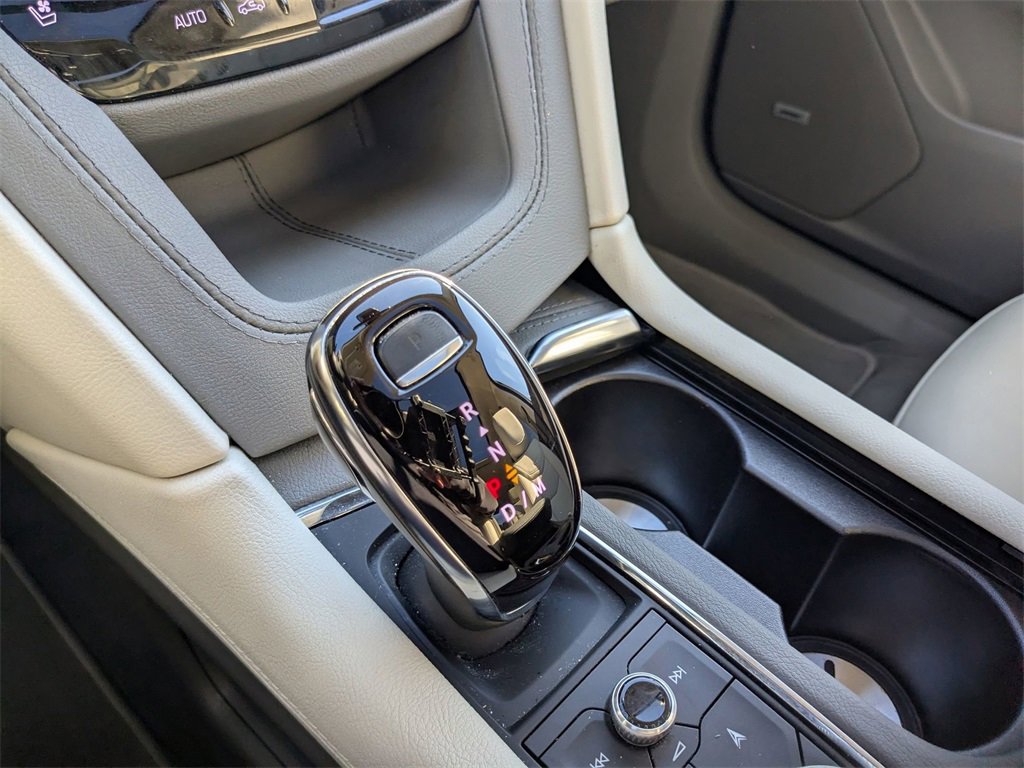 Certified 2024 Cadillac XT6 Premium Luxury w/ Technology Package image 16