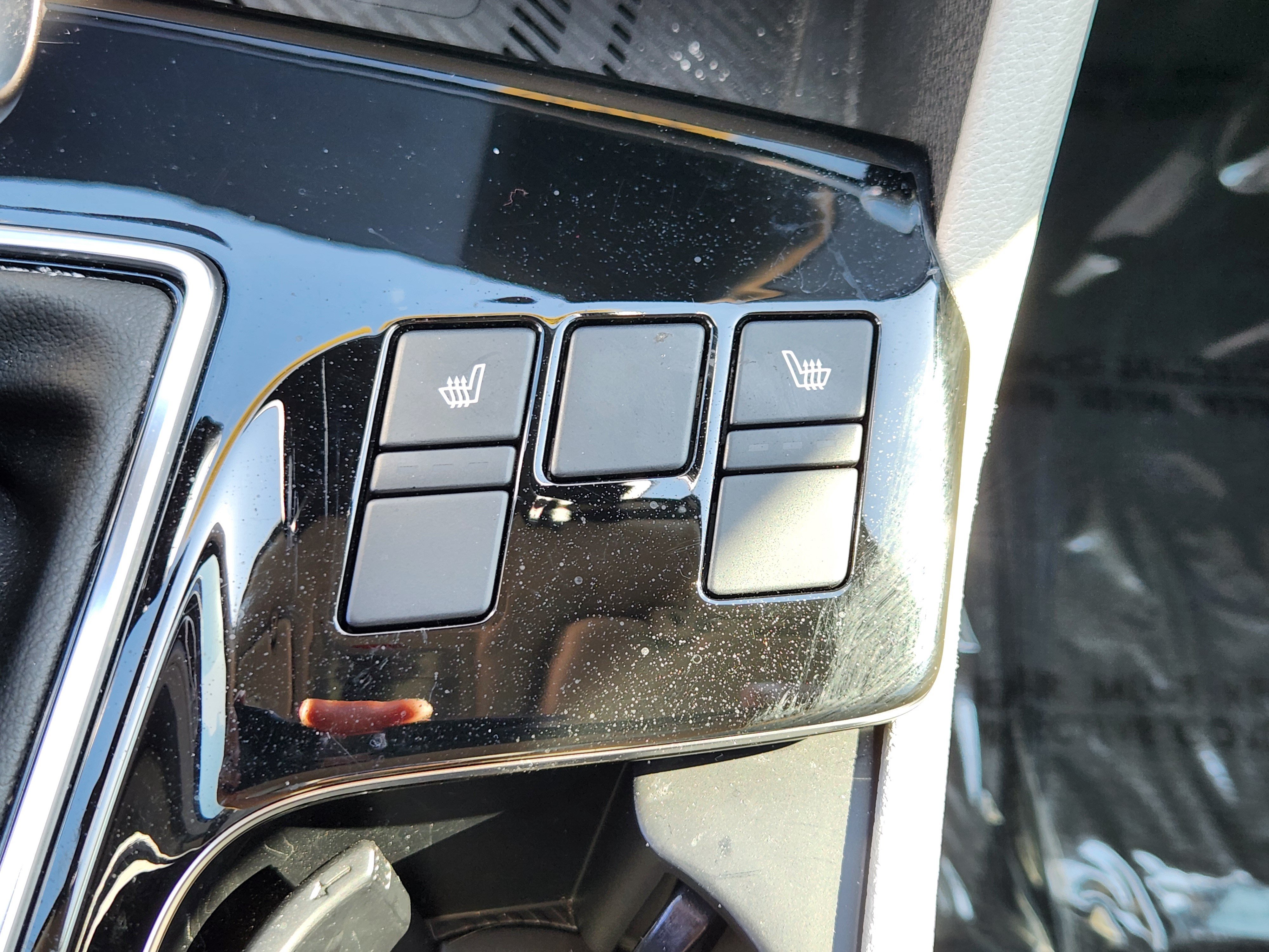 Used 2023 Kia Sportage EX FWD image 23