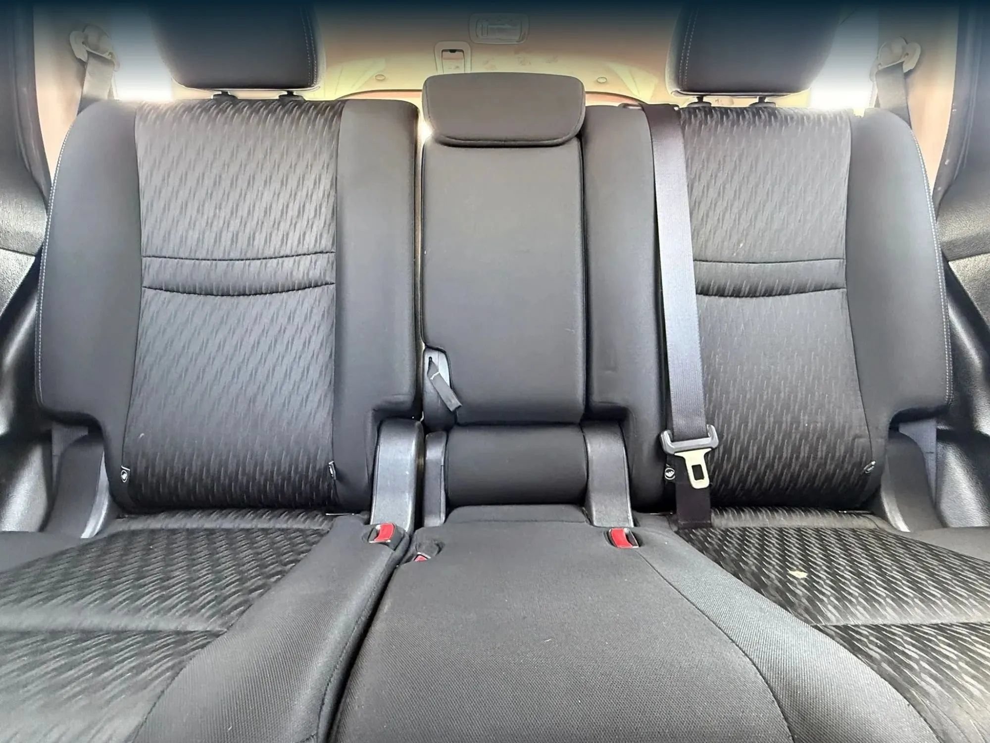 Used 2019 Nissan Rogue SV FWD image 22