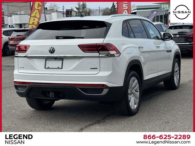 Used 2023 Volkswagen Atlas Cross Sport SE w/ Panoramic Sunroof Package image 4