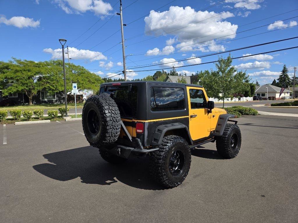 Used 2012 Jeep Wrangler Rubicon AWD/4WD image 5
