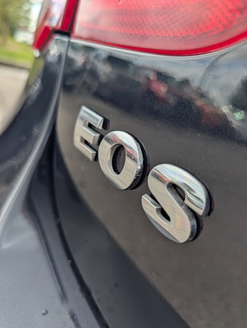 Used 2010 Volkswagen Eos Komfort image 21