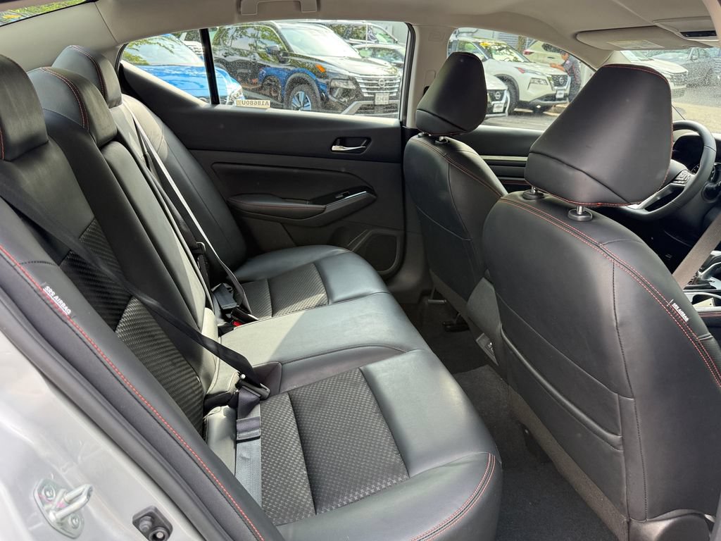 Used 2023 Nissan Altima 2.5 SR FWD image 28
