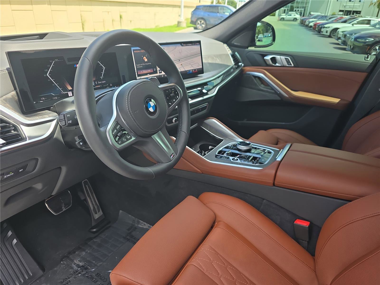 Used 2026 BMW X6 xDrive40i w/ Executive Package AWD/4WD image 16
