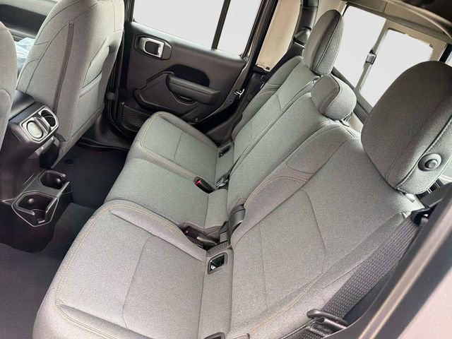 New 2026 Jeep Gladiator Sport AWD/4WD image 15