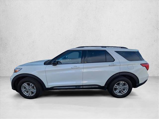 Used 2023 Ford Explorer XLT w/ Equipment Group 202A image 8