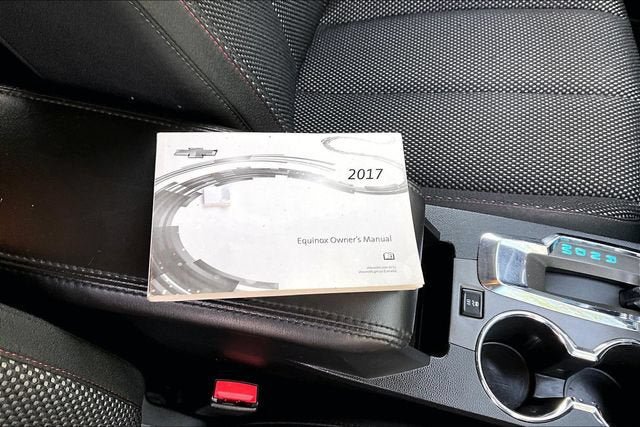 Used 2017 Chevrolet Equinox LT w/ Convenience Package FWD image 10