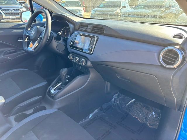 Used 2023 Nissan Versa SV image 23