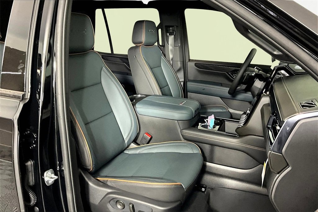 New 2026 GMC Yukon AT4 w/ LPO, Floor Liner Package image 12