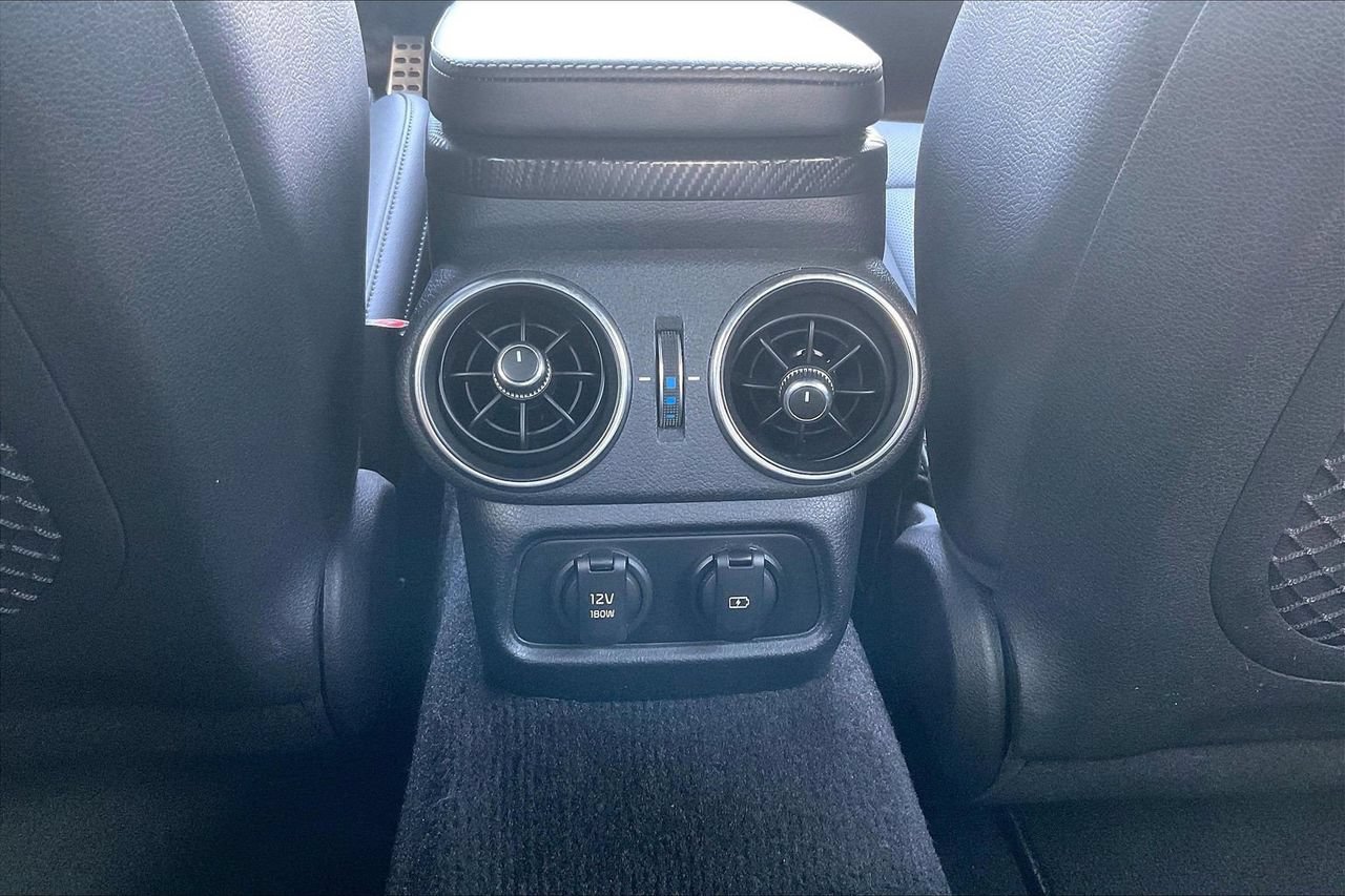 Used 2023 Kia Stinger GT-Line w/ Sun & Sound Package RWD image 17
