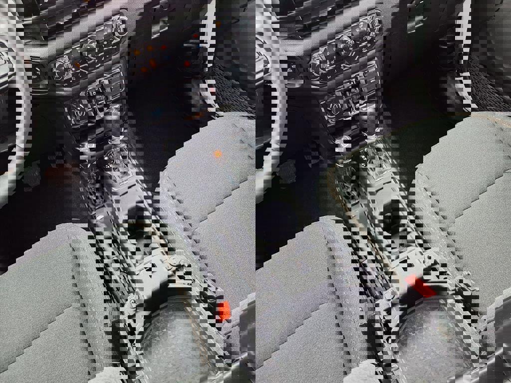 Certified 2024 Jeep Wrangler Sport S image 9