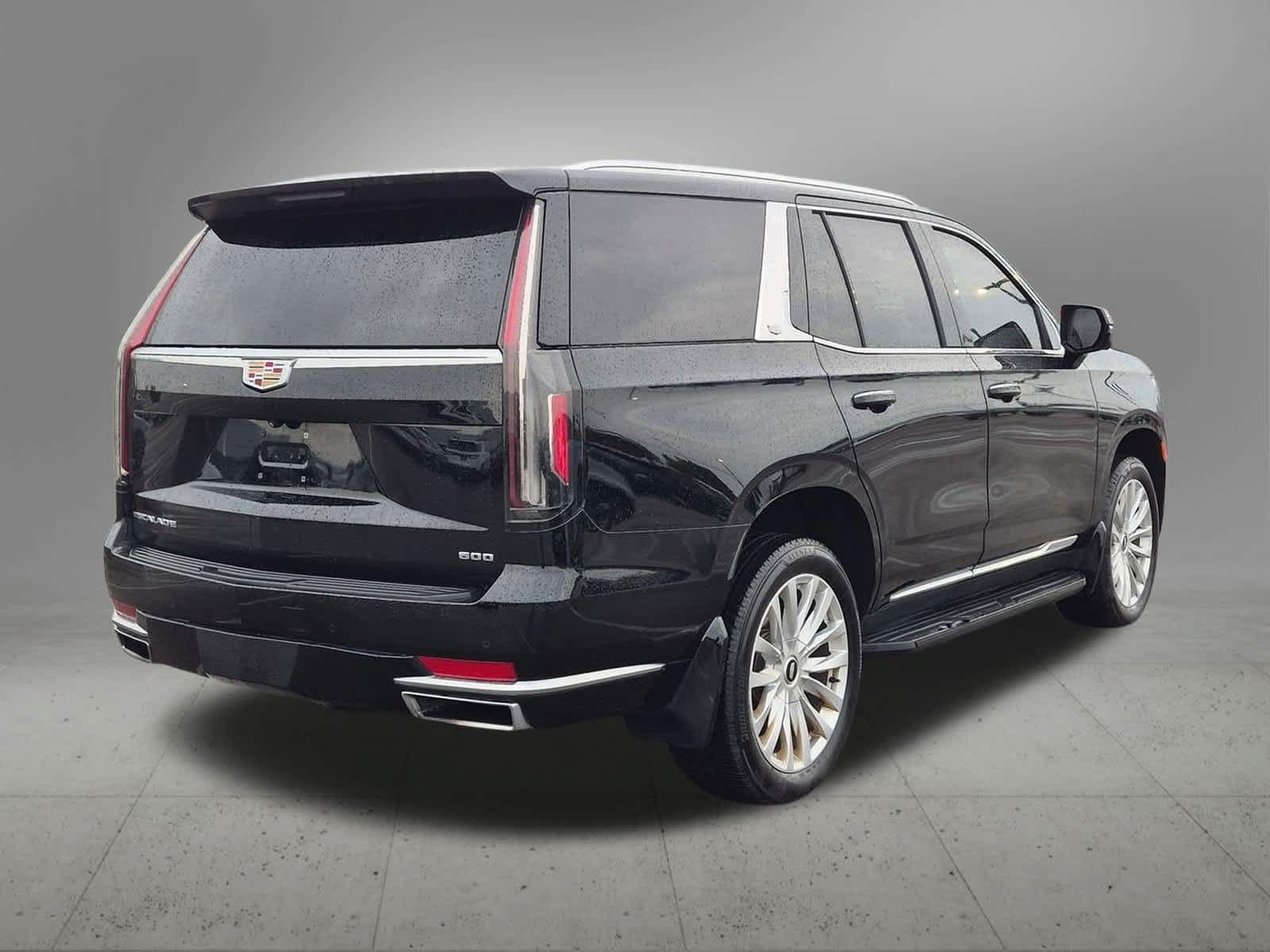 Used 2022 Cadillac Escalade Luxury AWD/4WD image 6