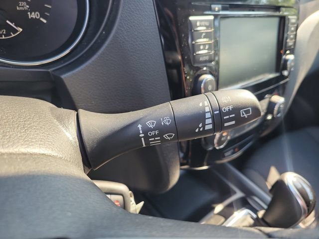 Used 2020 Nissan Rogue Sport S FWD image 25