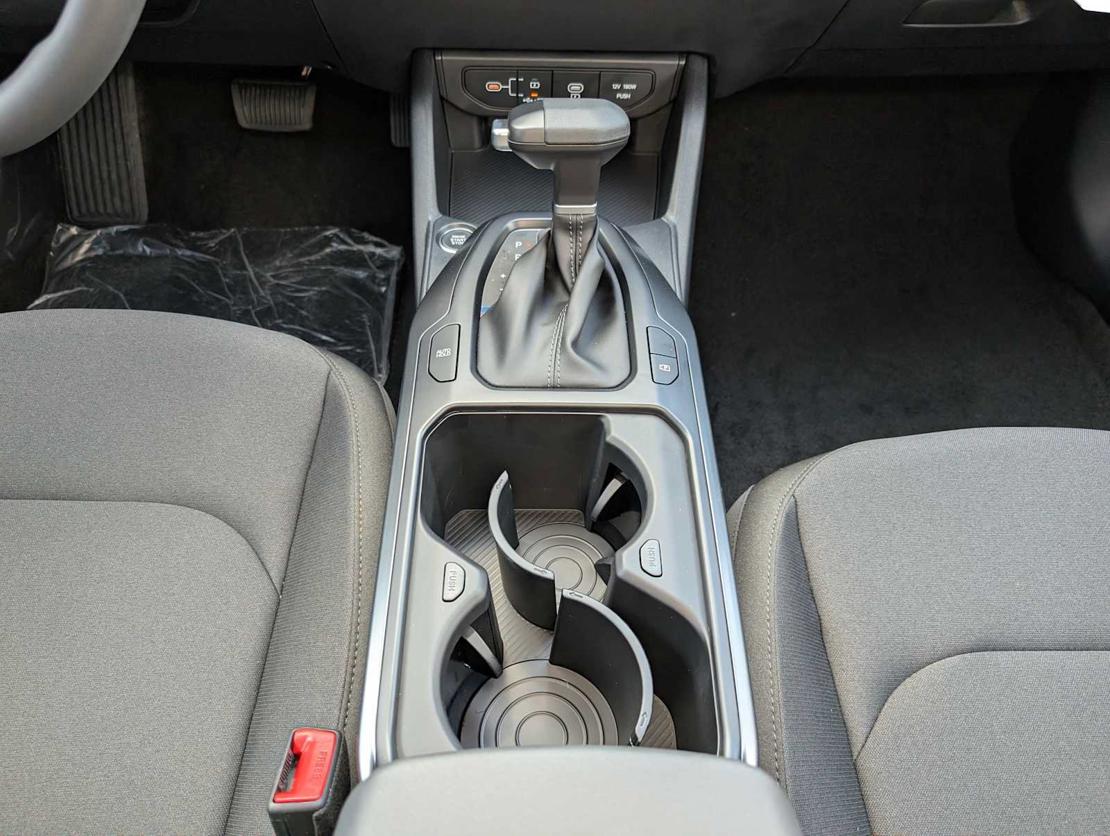New 2026 Kia K4 FWD image 12