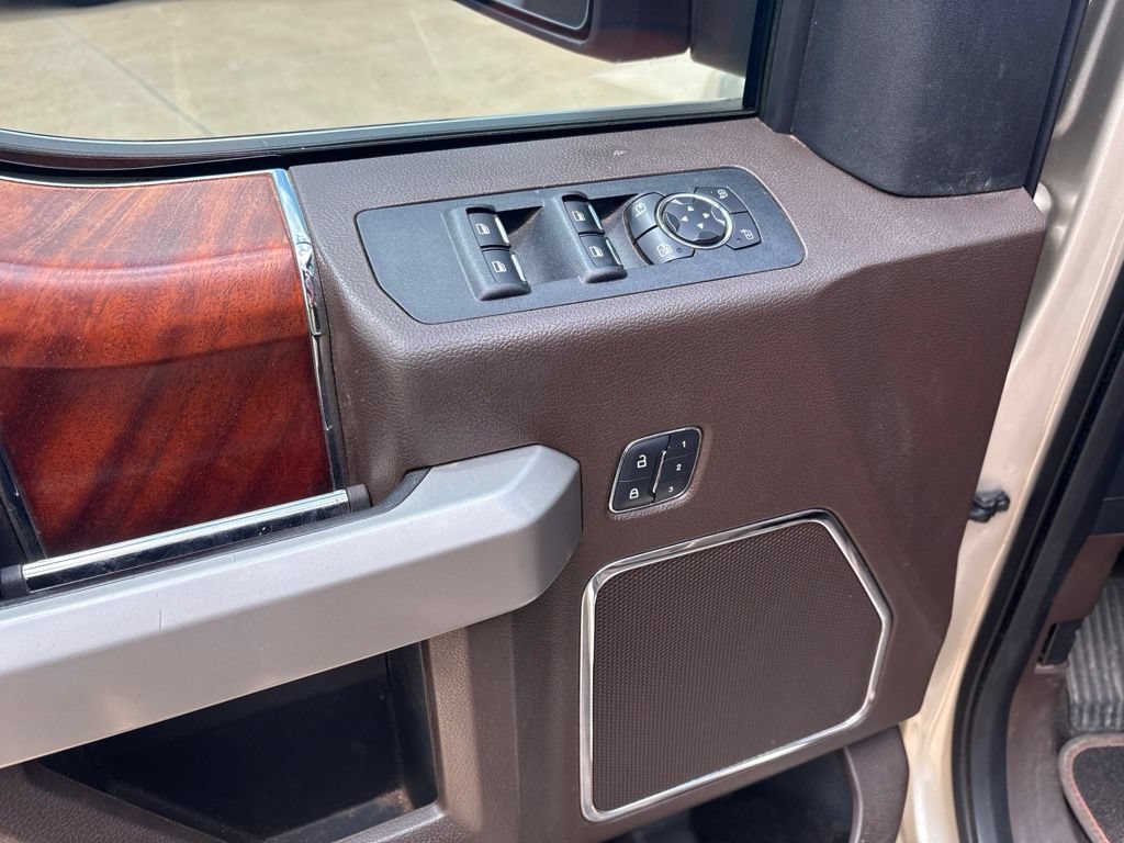 Used 2018 Ford F150 King Ranch w/ Equipment Group 601A Luxury AWD/4WD image 14