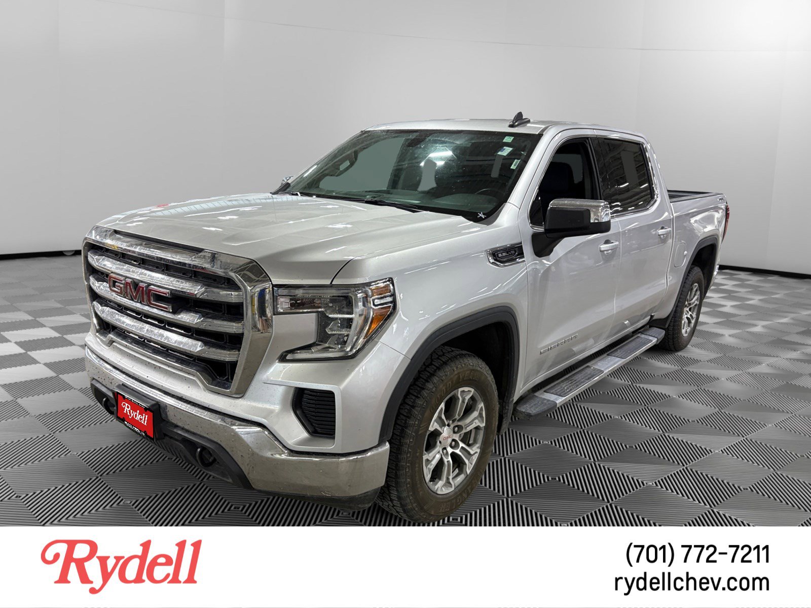 Used 2020 GMC Sierra 1500 SLE w/ SLE Value Package AWD/4WD image 1
