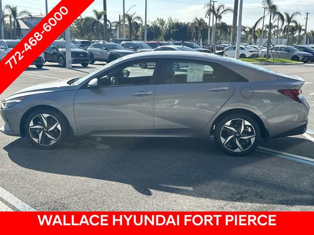 Used 2023 Hyundai Elantra SEL w/ Convenience Package image 9