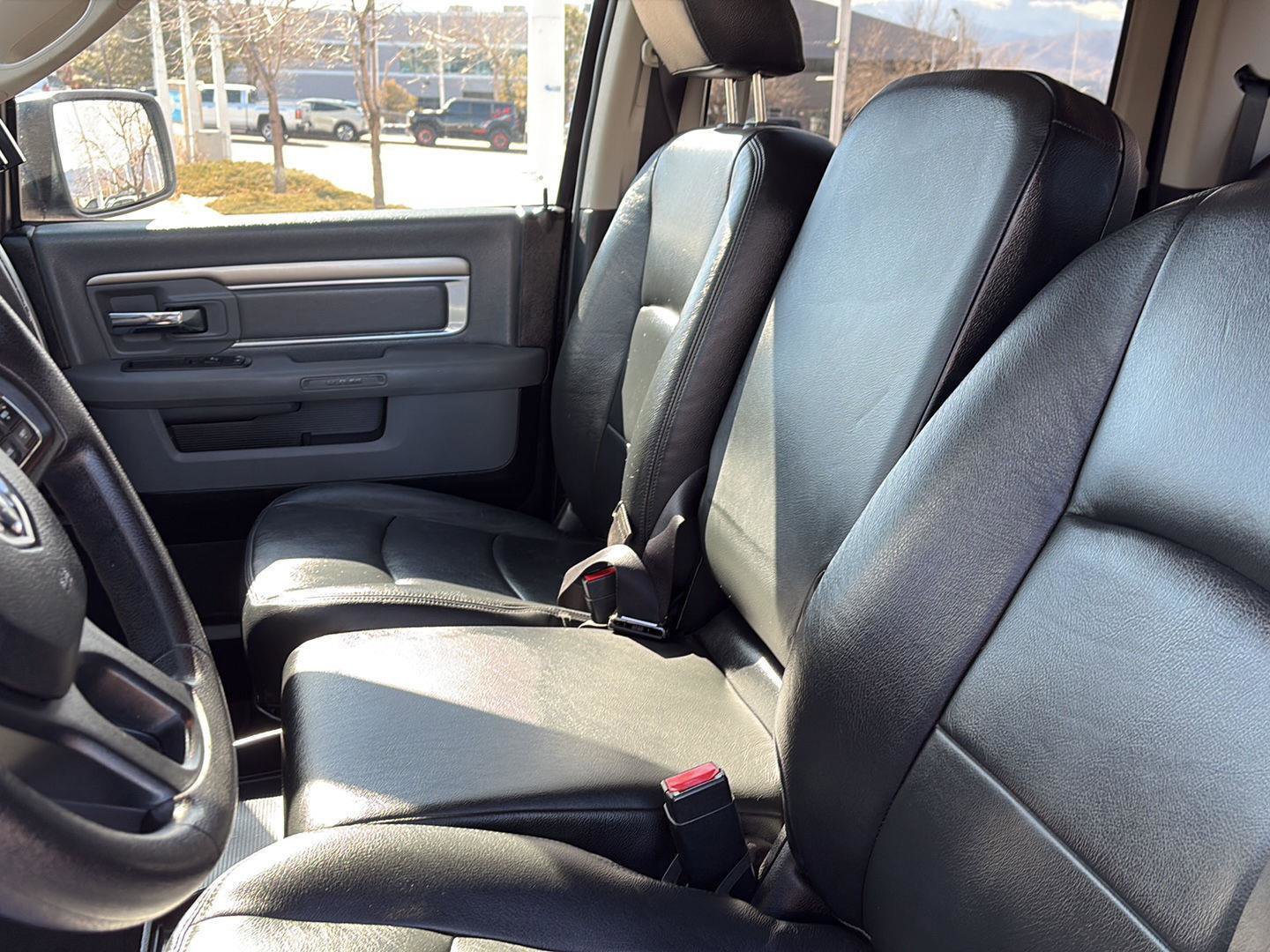 Used 2017 RAM 1500 Classic SLT image 13