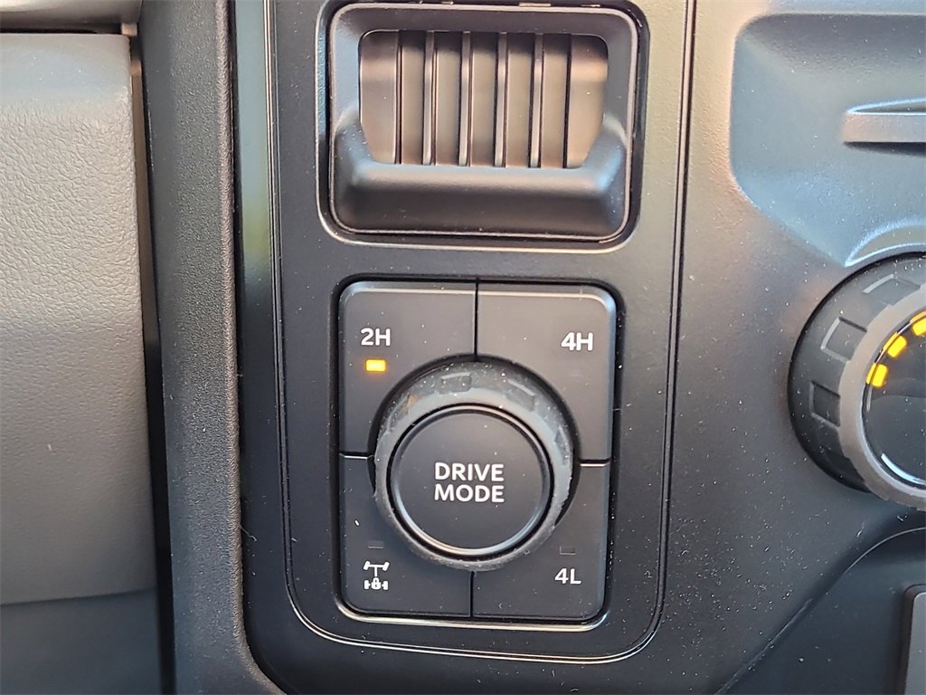Used 2025 Ford F250 XL w/ STX Appearance Package image 19