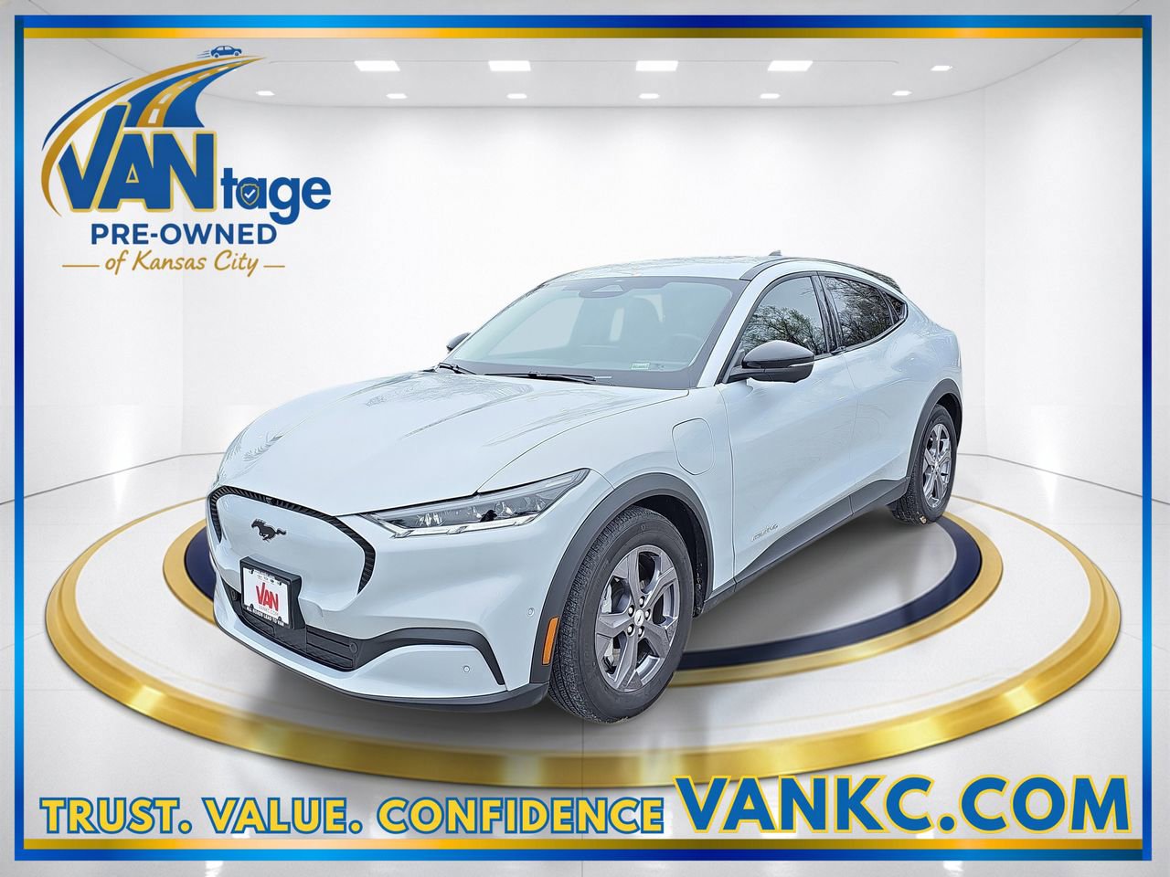 Used 2023 Ford Mustang Mach-E Select w/ Comfort Package Lite image 1