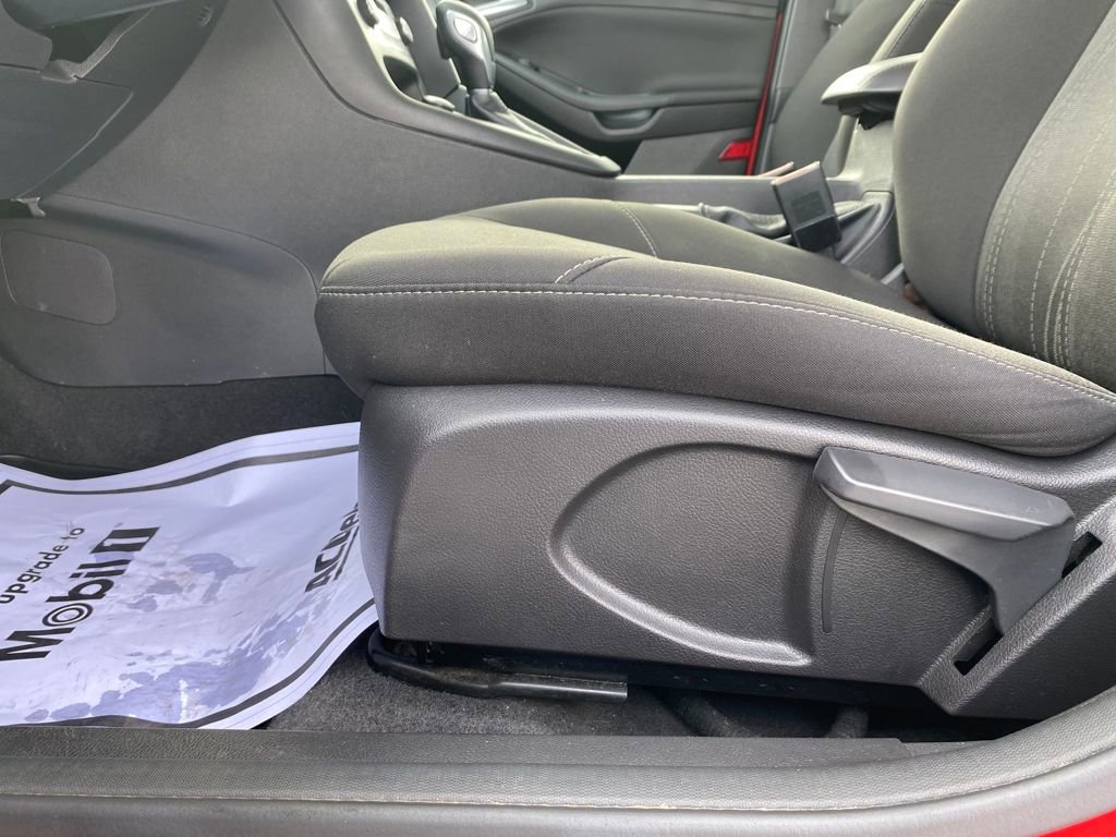 Used 2017 Ford Focus SE image 21