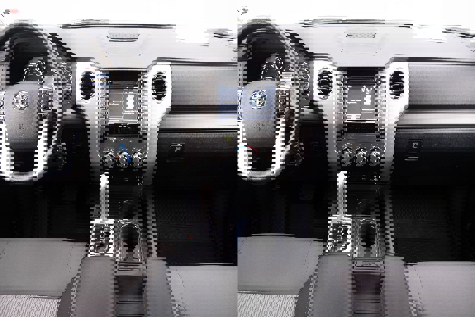 Used 2017 Toyota Tundra SR5 w/ SR5 Upgrade Package image 16