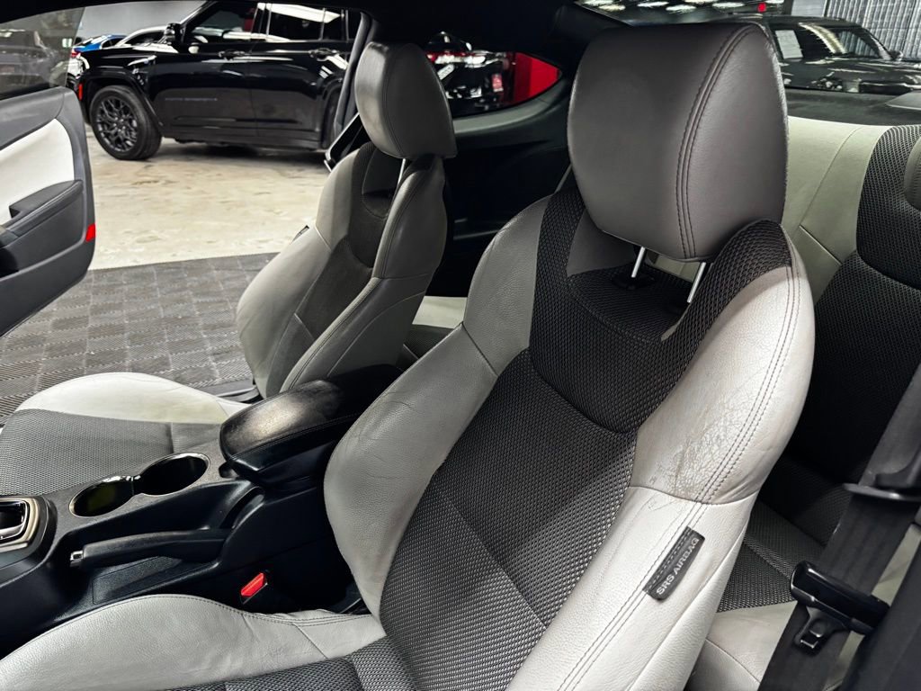 Used 2016 Hyundai Genesis 3.8 RWD image 34