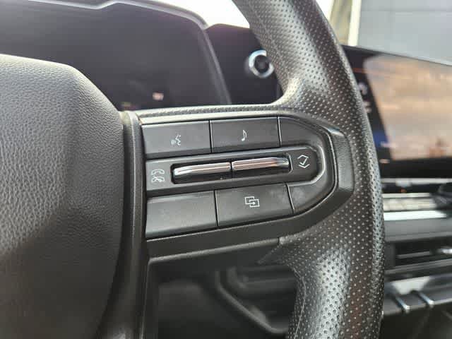Used 2024 Chevrolet Colorado W/T RWD image 24
