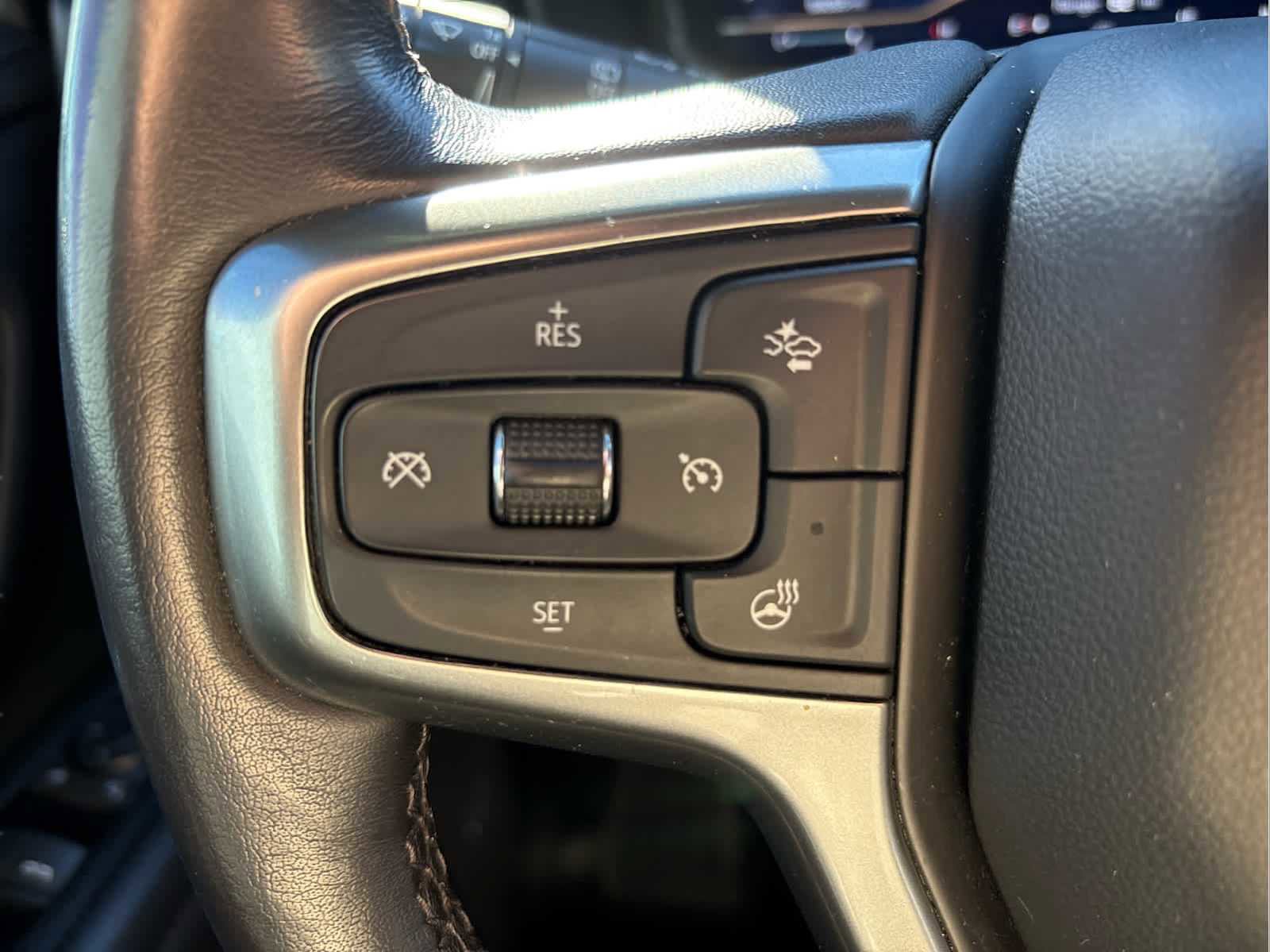 Used 2022 Chevrolet Tahoe LT w/ LT Signature Package image 25