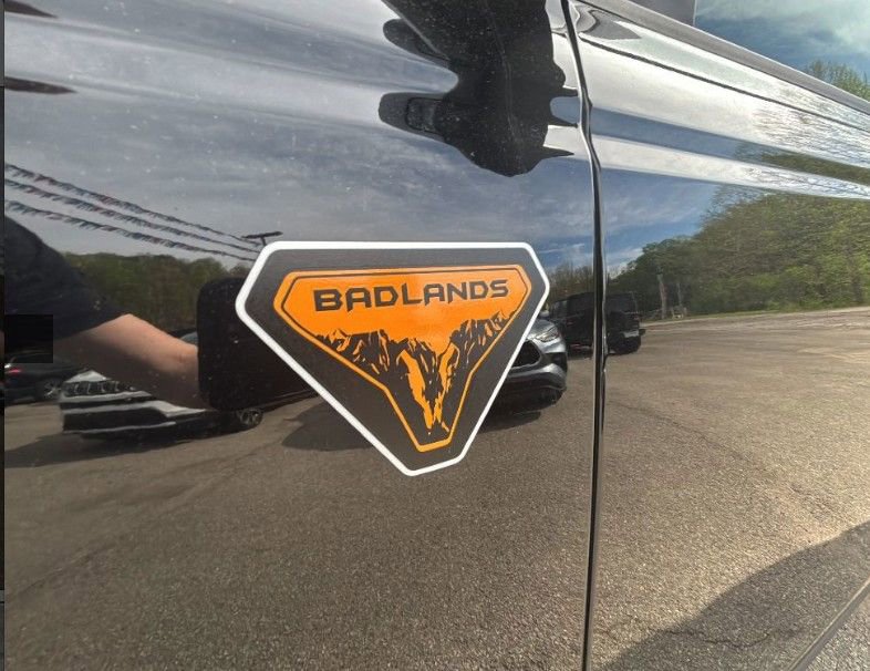 Used 2024 Ford Bronco Badlands AWD/4WD image 5