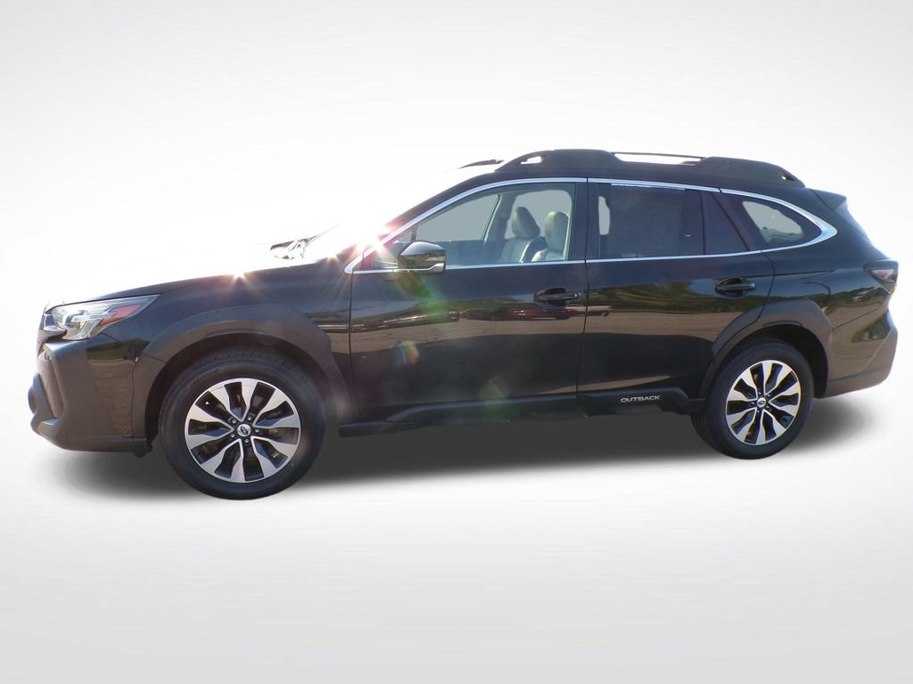 Used 2023 Subaru Outback Limited XT AWD/4WD image 3