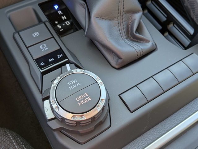 New 2026 Toyota 4Runner SR5 AWD/4WD image 28