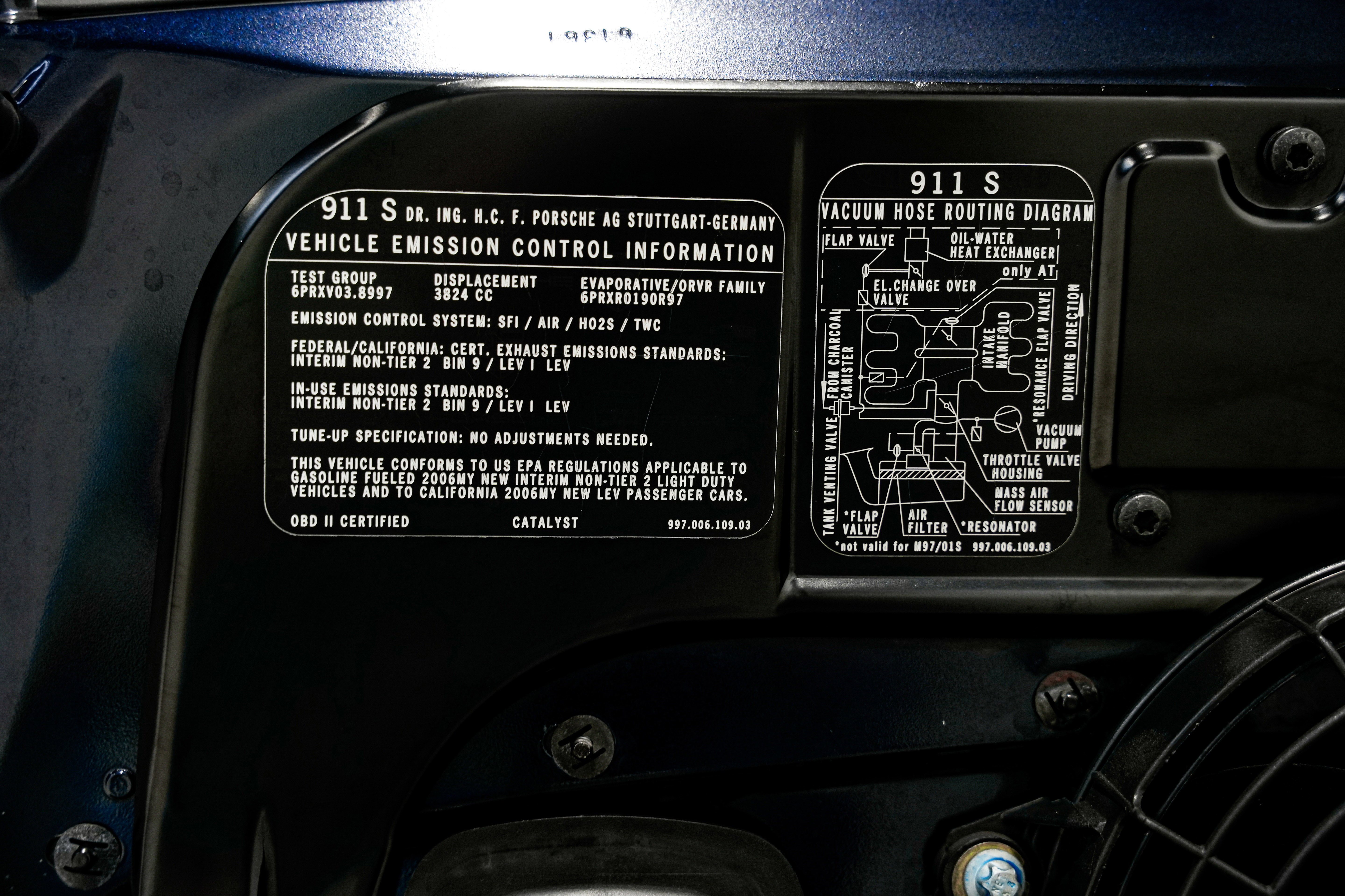 Used 2006 Porsche 911 Carrera S RWD image 42