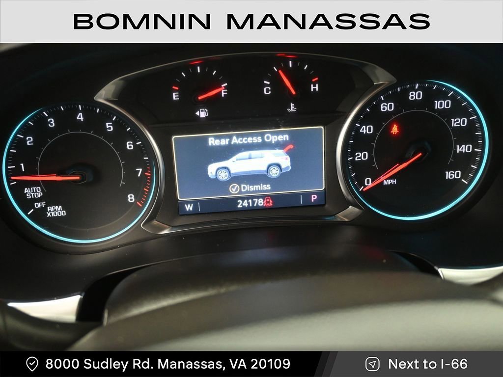 Used 2023 Chevrolet Traverse LT image 15