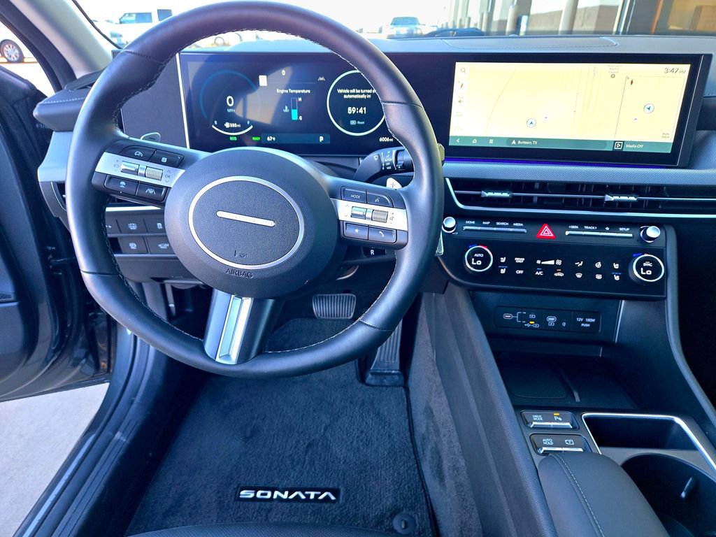Certified 2025 Hyundai Sonata Limited image 11