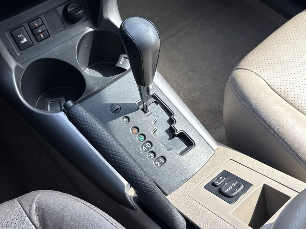 Used 2008 Toyota RAV4 Limited image 29